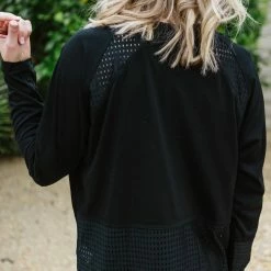 Onzie Long Sleeve Crewneck Pullover in Black - women -Deals Outlets Store 47b14ba7ed2f4ad38307ea4f3c6638f2 1080x