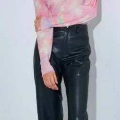 Brodie Cashmere Daydream Collar Jumper in Pink Mix Print - women