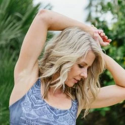 Onzie Chic Bra in Sacred - women