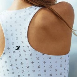 Onzie Lacey Bra in White/Silver Gloss - women -Deals Outlets Store 91b4eea3702b41daa1da5b51d5edf64b 1080x