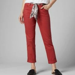 Jag Carter Boyfriend Jeans in Redwood - women
