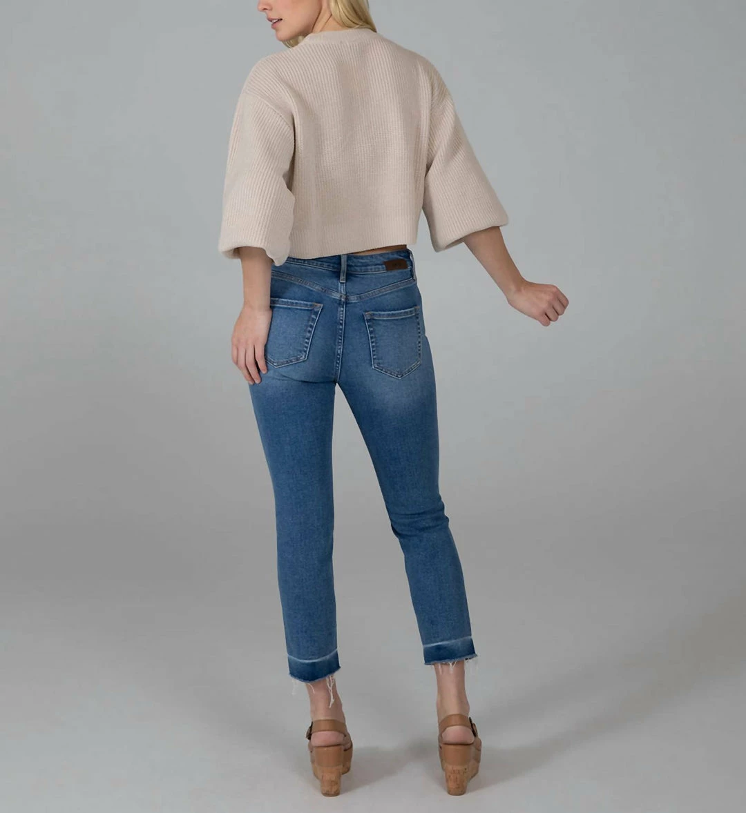 Jag Carter Girlfriend Distressed Capri in Dark Indigo - women 3 Jag Carter Girlfriend Distressed Capri in Dark Indigo - women - Image 3