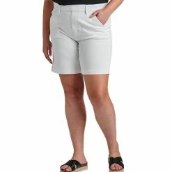 Jag 8 Mid Rise Pull-On Twill Short Plus in White - women